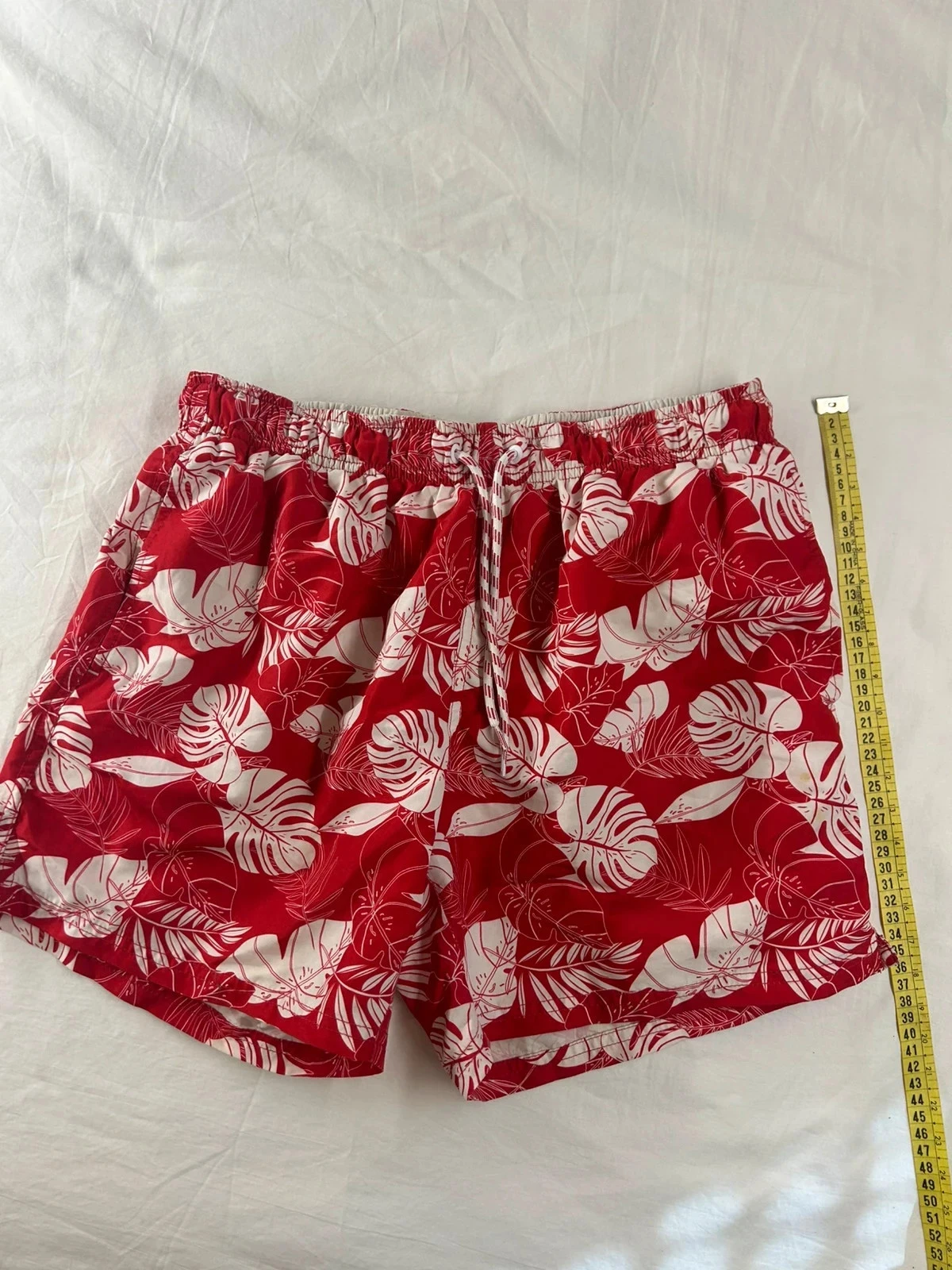 Short maillot de bain rouge et blanc tex